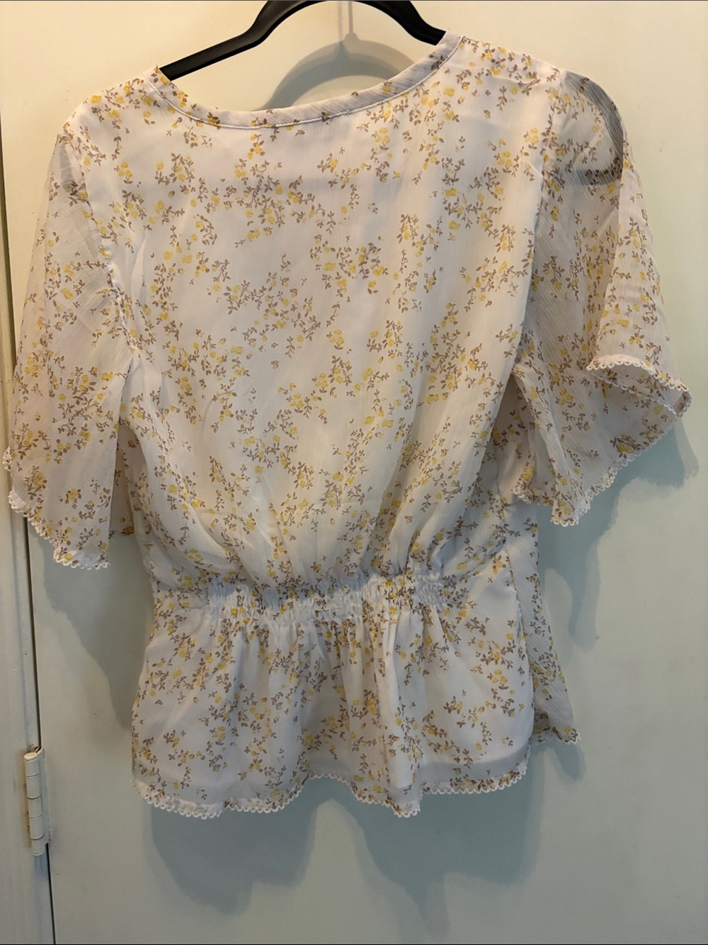 Abercrombie & Fitch White Yellow Floral Tie-Front Blouse Cottagecore Size M - Picture 3 of 4